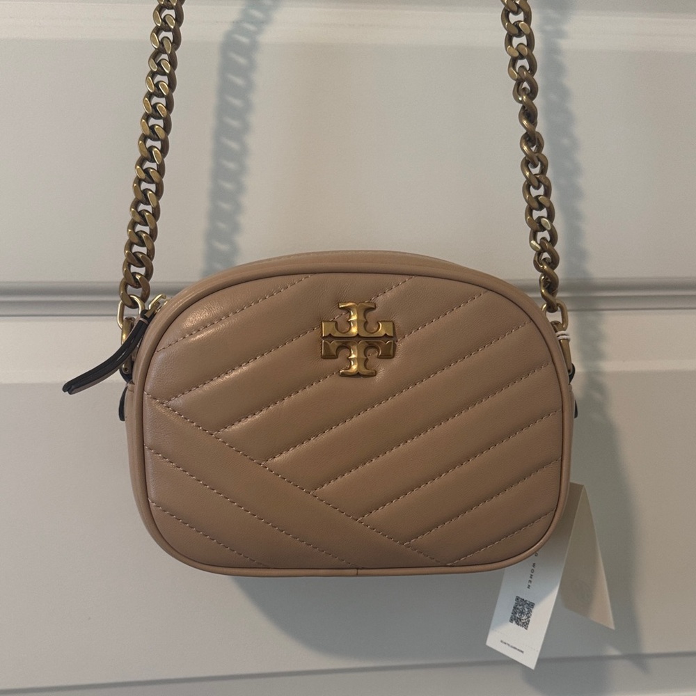 Tory Burch Quilted Camera Crossbody in Taupe